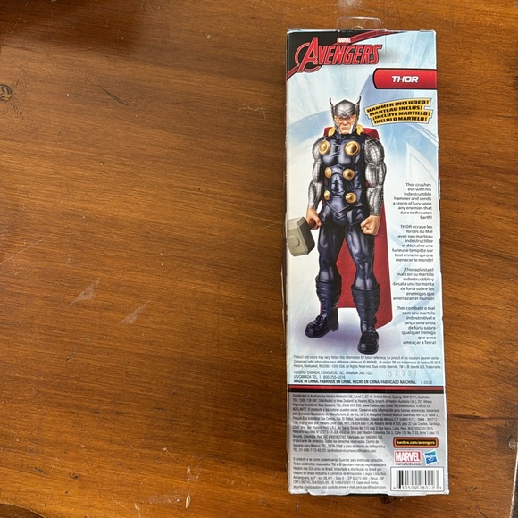 Titan Hero Series Thor - Picture 3 of 4